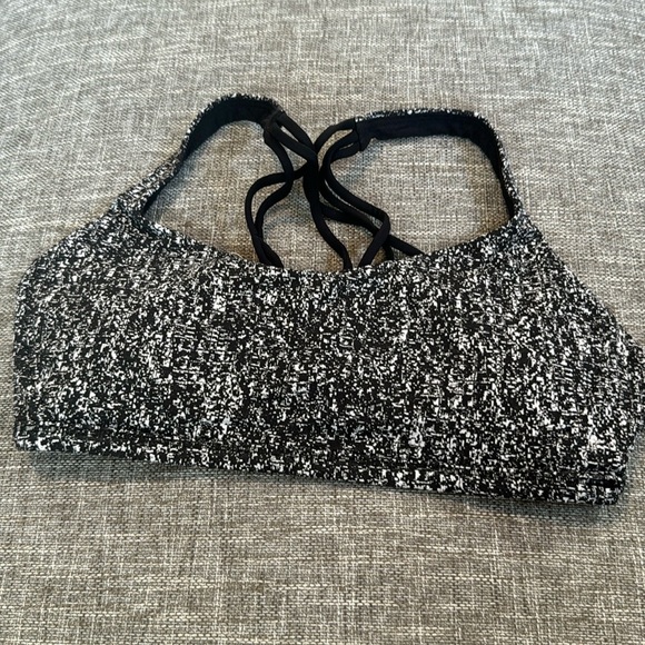 Lululemon Free To Be Bra Daisy Dust Alpine White Black Sz 6 - Picture 2 of 7